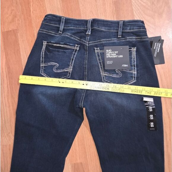 Silver Jeans Co. Women's Suki Mid Rise Curvy Fit Straight Leg Jeans W32x33 - Picture 13 of 16